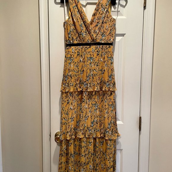 Lulu's Yellow Floral Tiered Maxi Dress - Picture 8 of 8